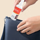 🧼 Waarom krabben als je kunt sprayen? Eén spray lost stickers, labels en plakresten op – zonder krassen, met een aangename geur. 100 ml.