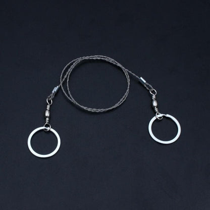 🌲⚙️ 50% KORTING! Stop met het vloeken in krappe hoeken waar je slijptol en zaag niks kunnen! Deze 4-strengs RVS draadzaag met ringen zaagt in alle richtingen en buigt waar ander gereedschap breekt – geen excuus meer!