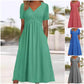 👗💙 50% KORTING! Alsof je een zomerbries in een jurk giet die je taille accentueert en je benen laat dansen! V-hals, korte mouwen, lange pasvorm – klaar voor strand, stad of terras.