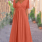 👗💙 50% KORTING! Alsof je een zomerbries in een jurk giet die je taille accentueert en je benen laat dansen! V-hals, korte mouwen, lange pasvorm – klaar voor strand, stad of terras.