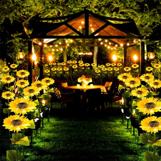 🌻🌞 50% KORTING! Alsof je een eeuwig bloeiend zonnebloemveld in de grond prikt dat nooit water nodig heeft! Deze solar LED-stake laadt overdag op, gloeit 14 uur 's nachts, overleeft elke storm – geen kabels, geen gedoe.