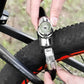 🔐🚲 50% KORTING! Alsof je een onzichtbare bodyguard om je fiets klikt die dieven ter plekke laat huilen! 7-laags zinklegering, 112 gram, en je hebt geen sleutel nodig.