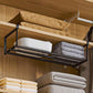 📦✨ 50% KORTING! Alsof je een verborgen extra plank uit het niets tovert die elke kast, keuken en badkamer in 1 seconde verdubbelt! Uitschuifbaar, geen boren, geen sporen – alleen pure, georganiseerde ruimte.