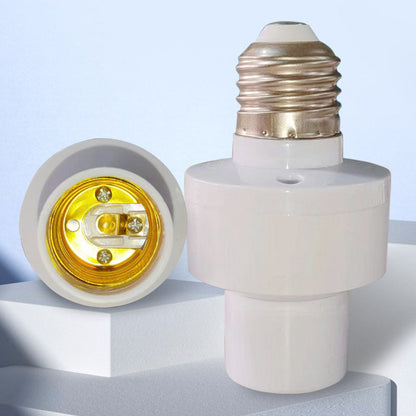 🚶‍♂️ Waarom zou je nog een lichtknop aanraken? Draai deze E27 sensor in je fitting en je licht gaat vanzelf aan. 8 m, 180°, 50% KORTING!