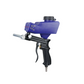 🔥⚙️ Van roestig metaal naar blanke basis – dit luchtgedreven zandstraalpistool met precisie-regelaar en ergonomische grip werkt non-stop door. Voor auto, metaal & meer!